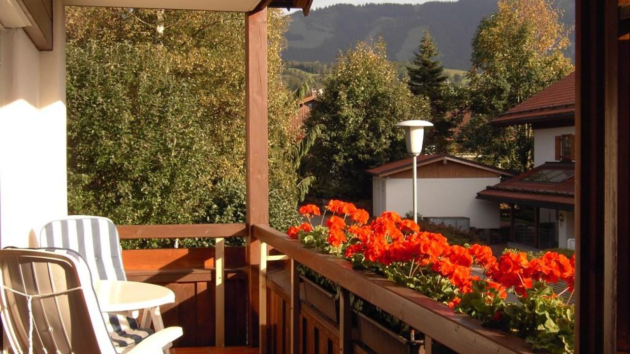 2-Zi.-FeWo Nr.6, Südbalkon/Ostsicht 2-Zi.-FeWo Nr.6, Südbalkon/Ostsicht